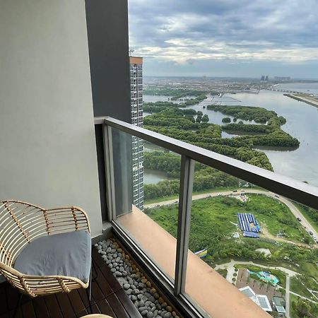 Gold Coast Apartemen Pik By Dluxx Jakarta Luaran gambar