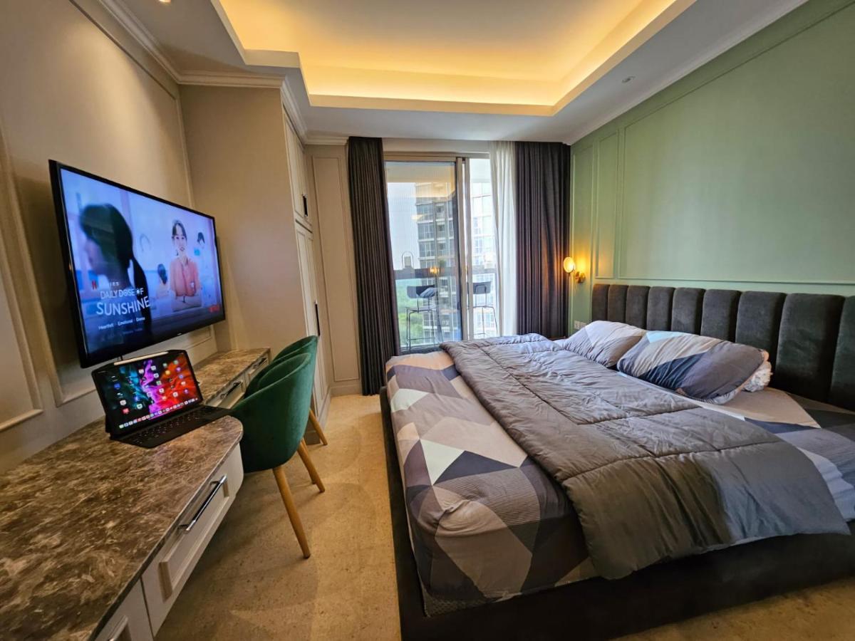 Gold Coast Apartemen Pik By Dluxx Jakarta Luaran gambar